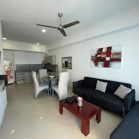 Apartamento Lujoso A Un Minuto De La Playa Del Laguito, La Mejor Playa De De Indias Apartamento Cartagena