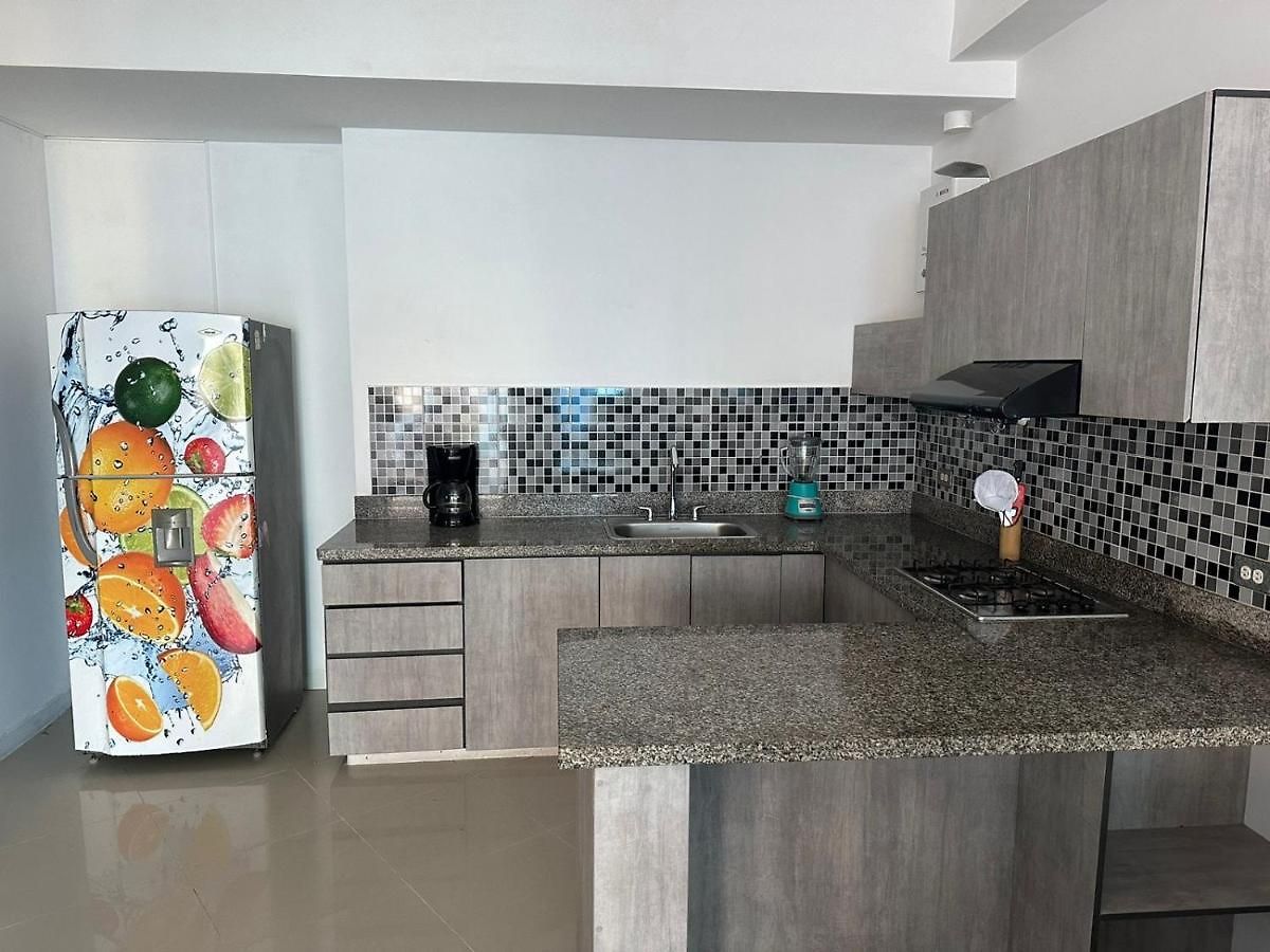 Apartamento Lujoso A Un Minuto De La Playa Del Laguito, La Mejor Playa De De Indias *